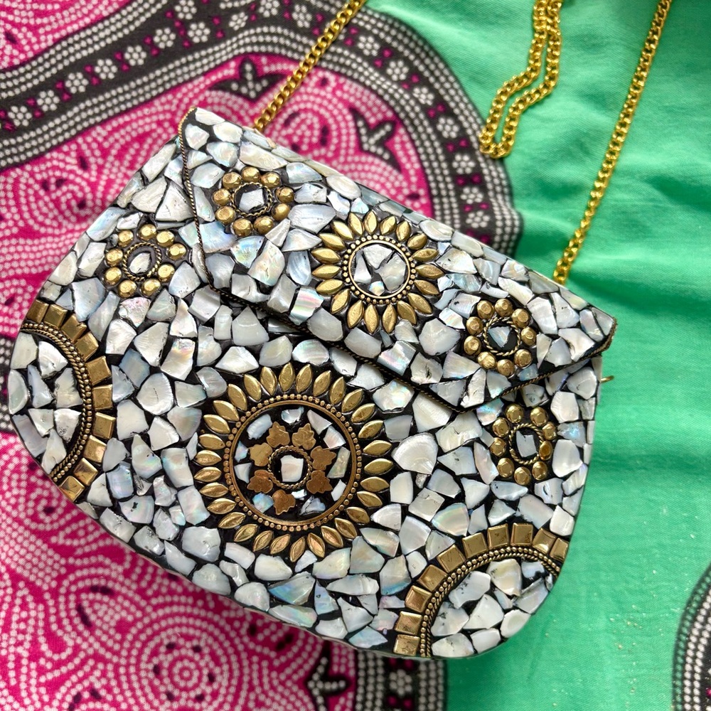 Copper & Shell handbag from Morocco (Handcrafted)